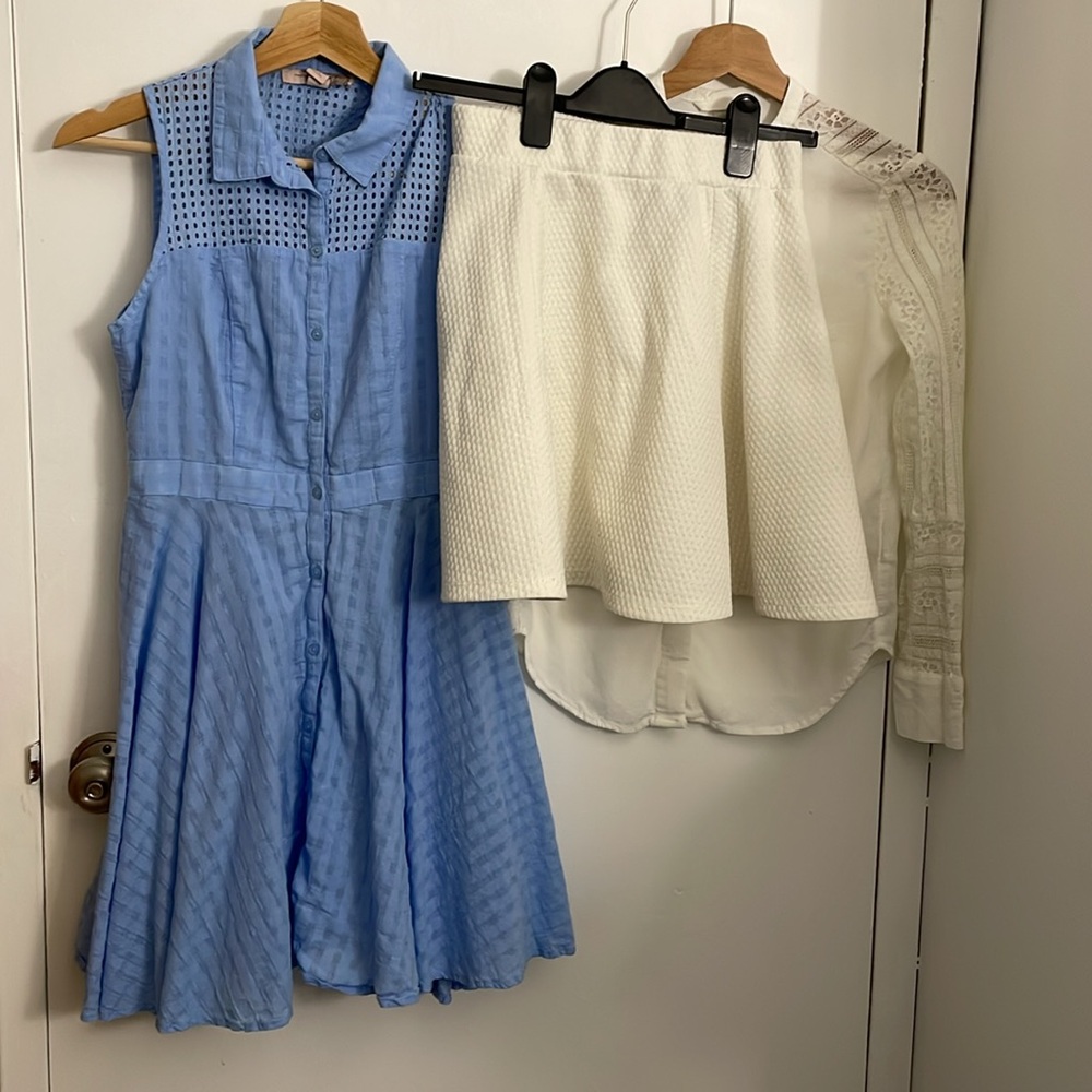 3 items: 1 dress size S + 1 skirt size S + 1 blouse size 2